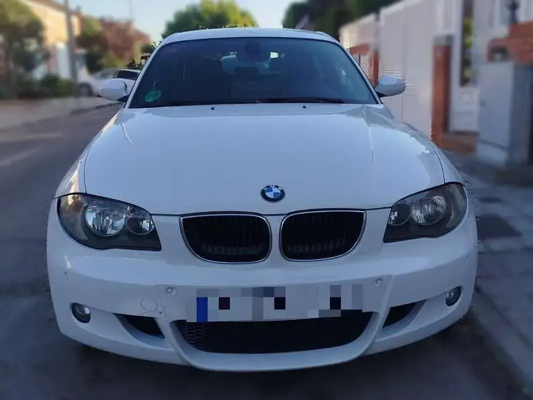 Usado BMW 120 170 CV (125 kW) 2008 Blanco Utilitario