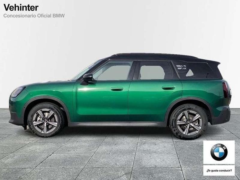 Usado Mini One D Countryman Essential 163 CV (119 kW) 2024 Verde SUV