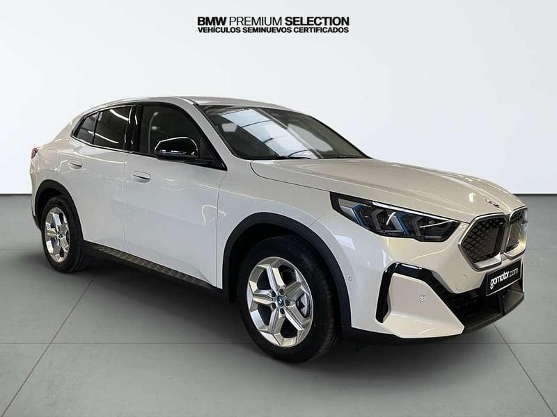 Usado BMW iX2 150 kW (204 CV) 2024 SUV