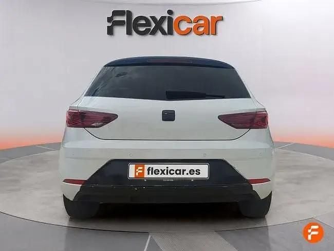 Käytetty Seat Leon Reference 90 HP (66 kW) 2017 Valkoinen