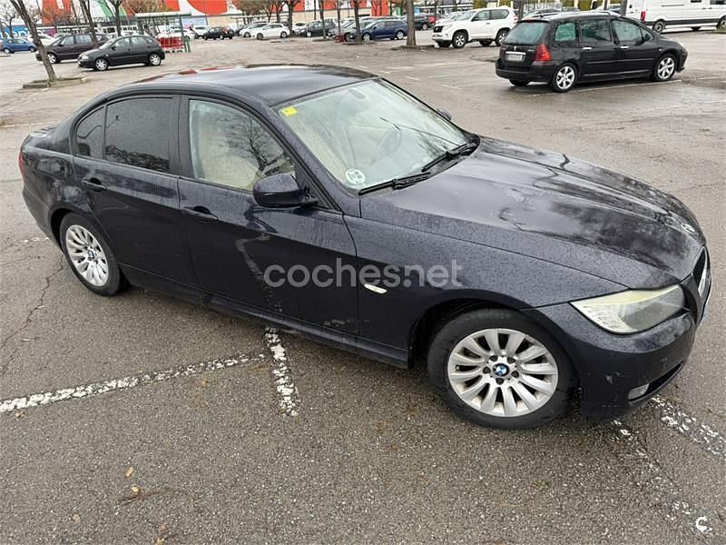 Usado BMW 318 143 CV (105 kW) 2009 Negro Berlina