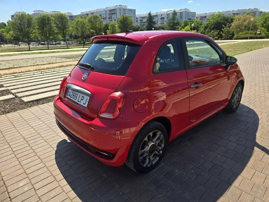 Usado Fiat 500 Sport 71 CV (52 kW) 2021 Rojo Utilitario