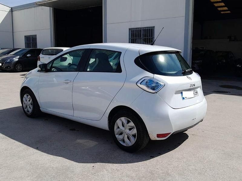 Usado Renault Zoe Life 67 kW (92 CV) 2019 Blanco Utilitario