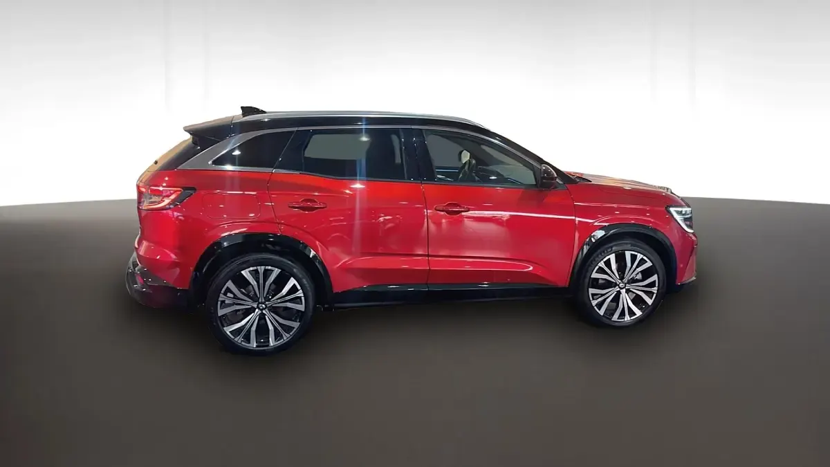 Usado Renault Austral Iconic 200 CV (147 kW) 2023 Rojo nnp negro gne SUV
