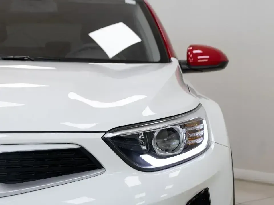Usado Kia Stonic 100 CV (73 kW) 2023 Otro SUV