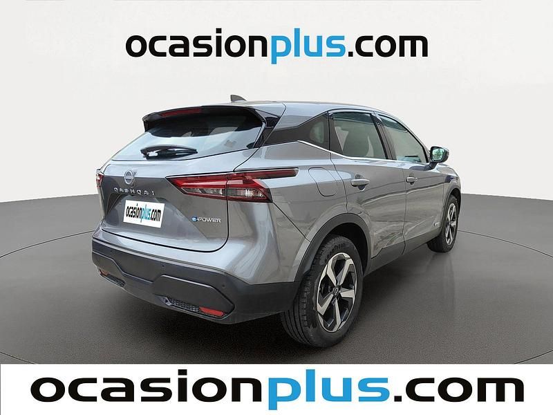 Begagnad Nissan Qashqai Acenta 190 HK (139 kW) 2024 Grå SUV