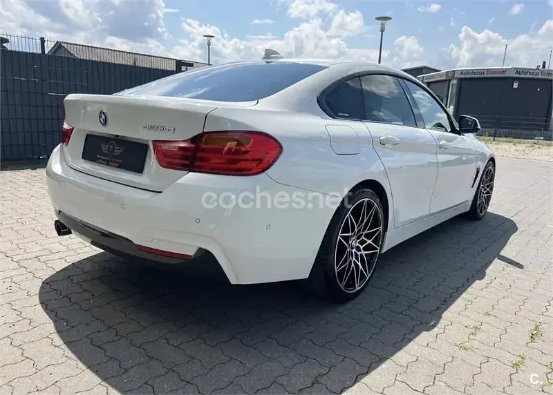 Usado BMW 420 Gran Coupé 190 CV (139 kW) 2014 Blanco Coupe