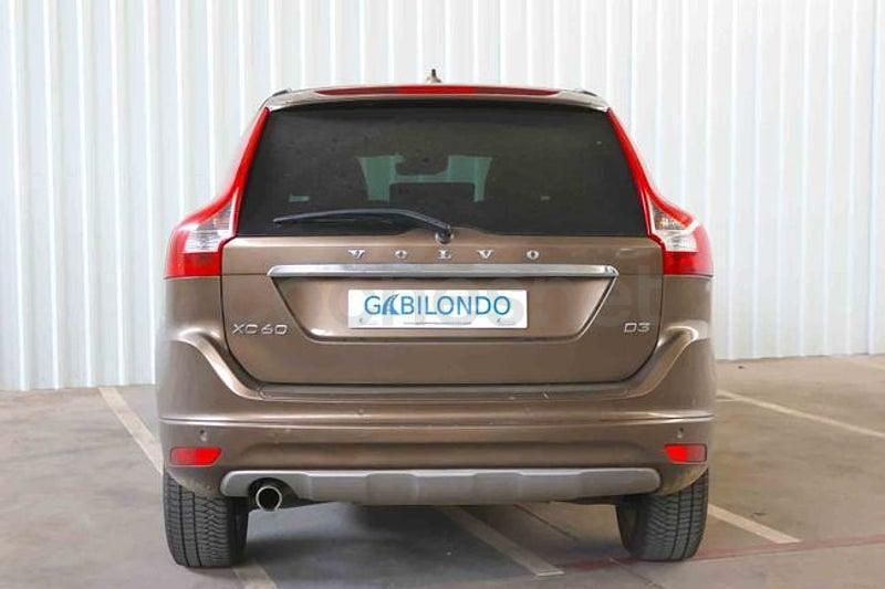 Occasion Volvo XC60 Momentum 150 ch (110 kW) 2017 Marron SUV