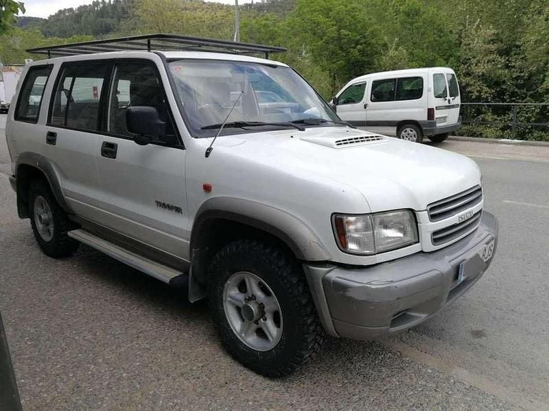 Blanco Usado 2004 Isuzu Trooper SUV | 4800 € - Imagen 1/4