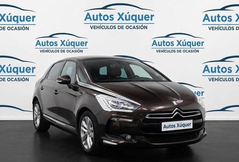 Usado Citroën DS5 Style 163 HP (119 kW) 2013 Bege Citadino