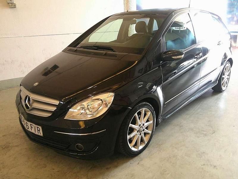 Negro Usado 2007 Mercedes B180 Monovolumen | 2600 € (Super precio) - Imagen 1/4