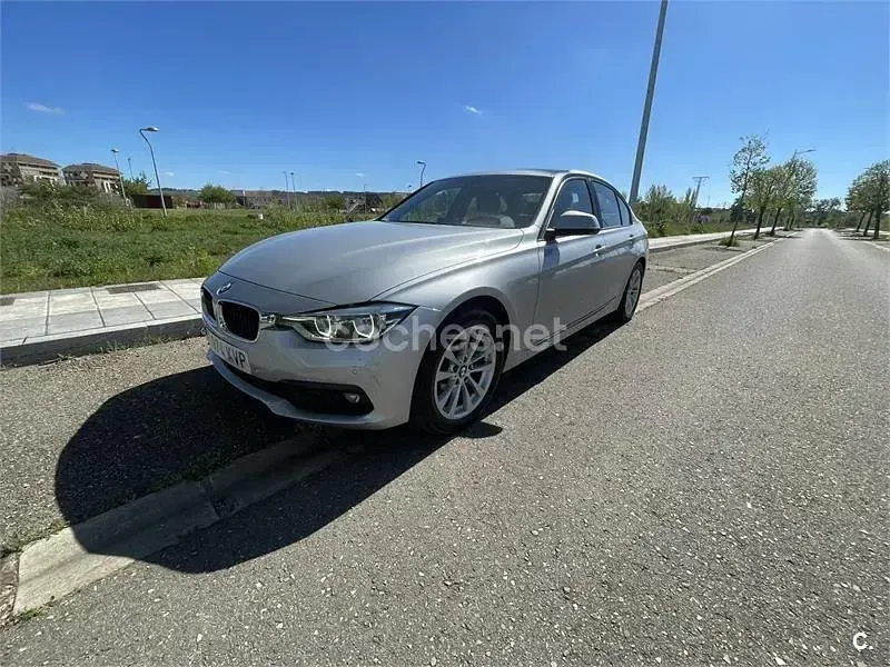 Używany BMW 318 150 KM (110 kW) 2019 Szary Sedan/Limuzyna