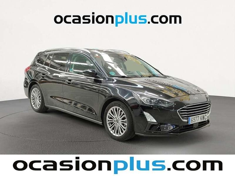 Usado Ford Focus Titanium 125 CV (91 kW) 2019 Negro Familiar