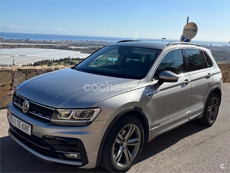 Usado VW Tiguan Sportline 150 HP (110 kW) 2018 Bege SUV