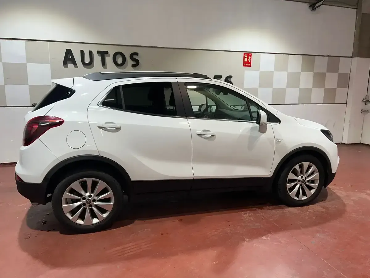 Usado Opel Mokka X Innovation 140 CV (102 kW) 2018 Blanco SUV
