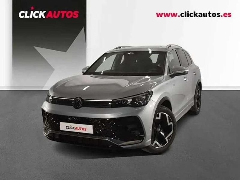 Plateado Usado 2025 VW Tiguan R-line SUV | 39.900 € (Precio justo) - Imagen 1/4