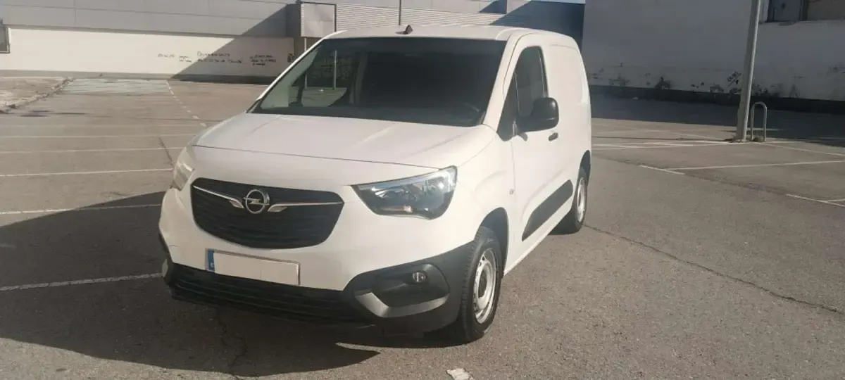 Usado Opel Combo S 99 CV (72 kW) 2021 Blanco Monovolumen