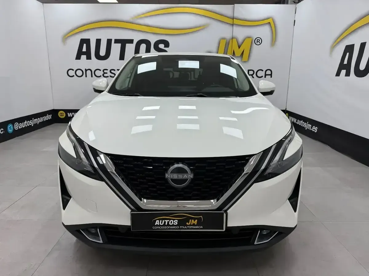 Begagnad Nissan Qashqai N-Connecta 140 HK (102 kW) 2022 Vit SUV