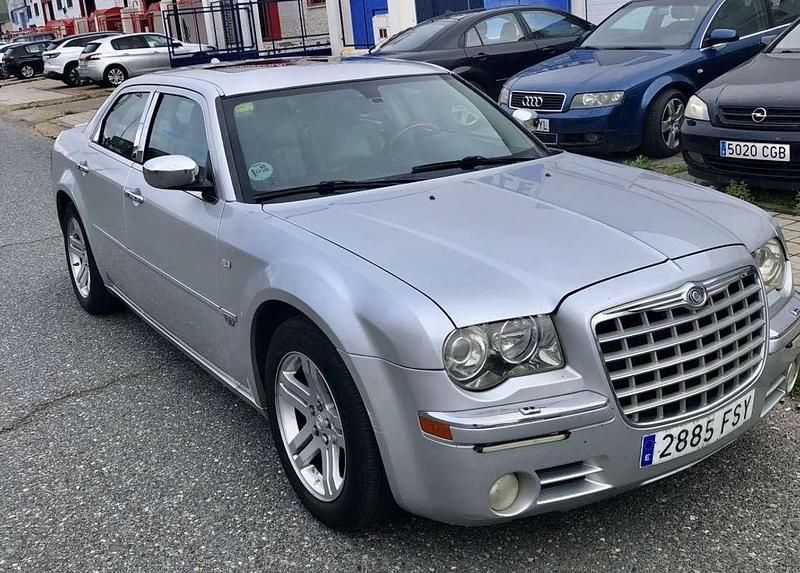 Usado Chrysler 300C 218 CV (160 kW) 2007 Gris Berlina