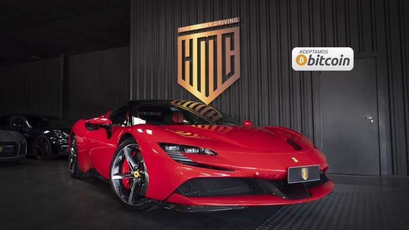 Rojo Usado 2021 Ferrari SF90 Coupe | 450.000 € (Buen precio) - Imagen 1/4