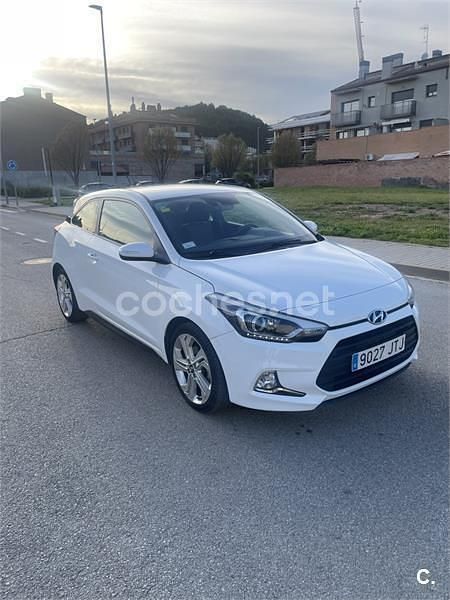 Brugt Hyundai i20 90 HK (66 kW) 2016 Hvid Sedan