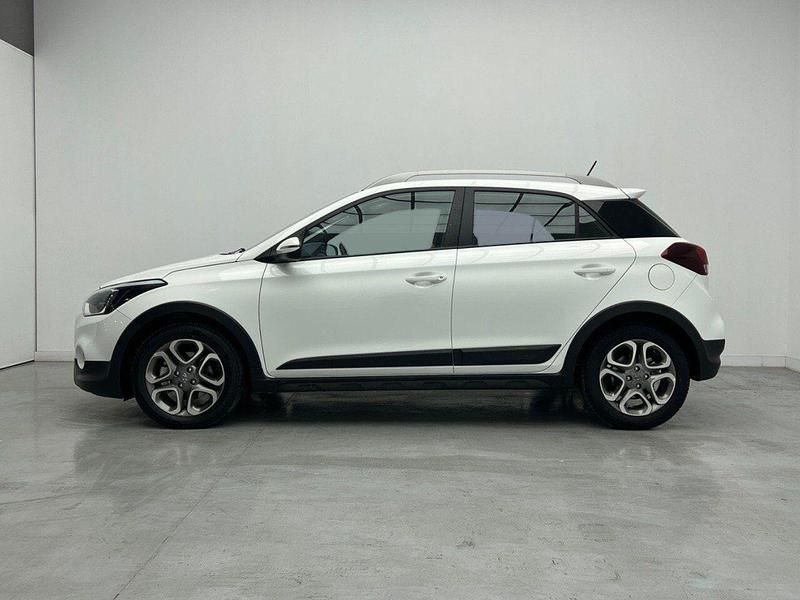 Usado Hyundai i20 Active 100 CV (73 kW) 2020 Blanco Berlina
