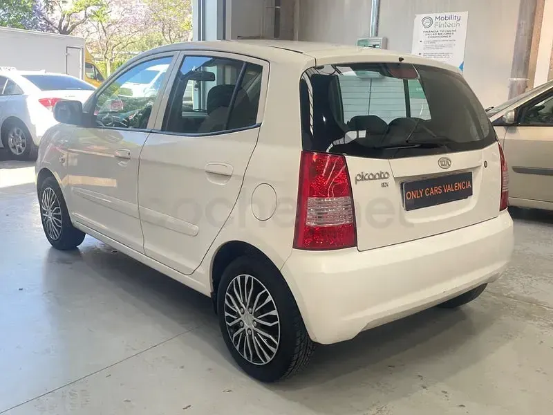 Usado Kia Picanto LX 65 CV (47 kW) 2006 Blanco Utilitario