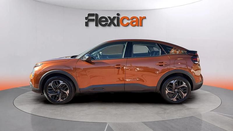 Usado Citroën C4 Feel 131 CV (96 kW) 2021 Naranja Utilitario