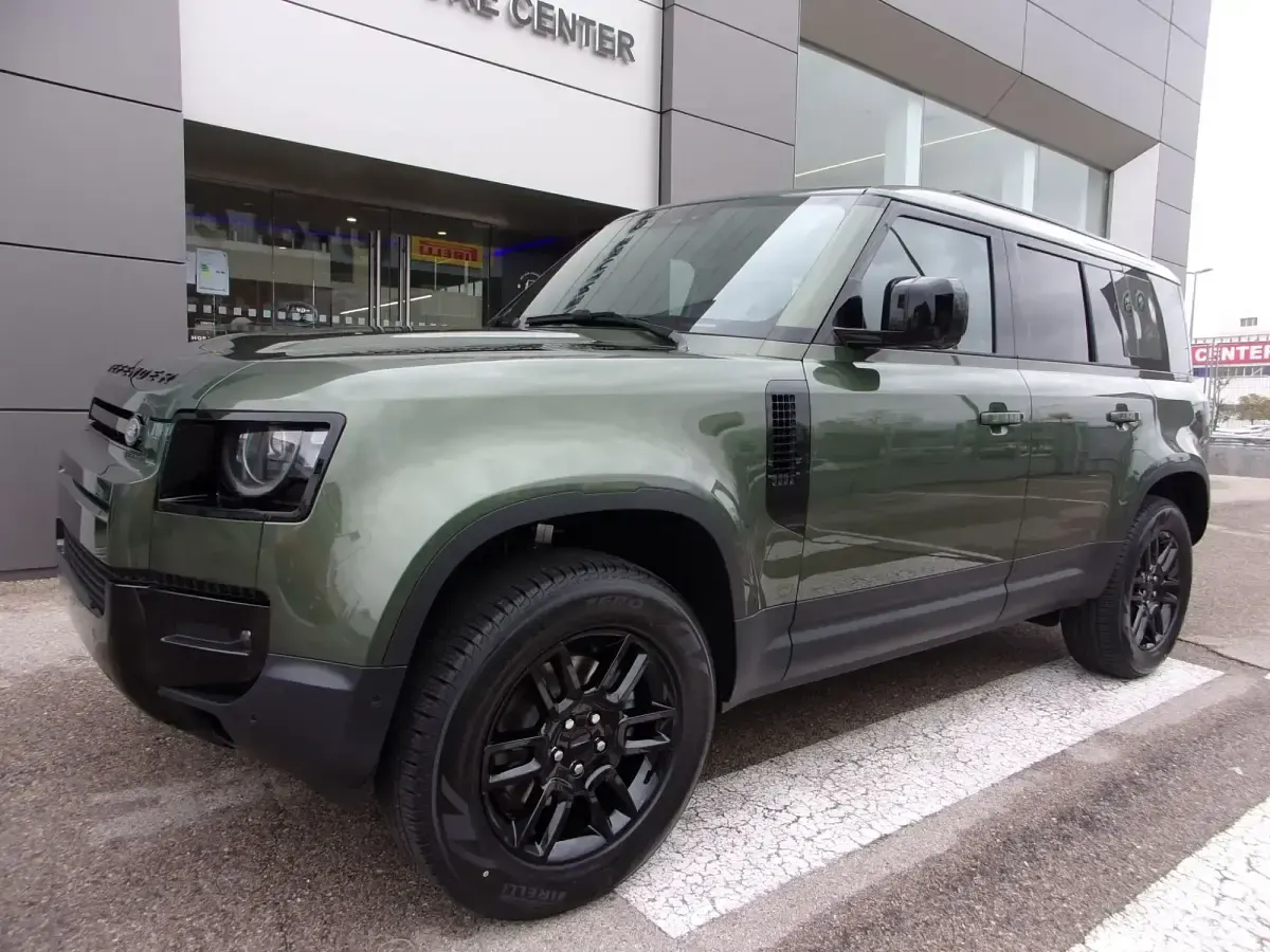 Nuevo Land Rover Defender S 250 CV (183 kW) 2026 Verde SUV