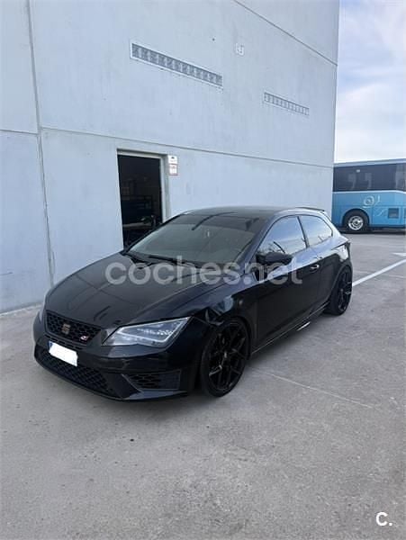 Usado Seat Leon SC FR 184 CV (135 kW) 2014 Negro Utilitario