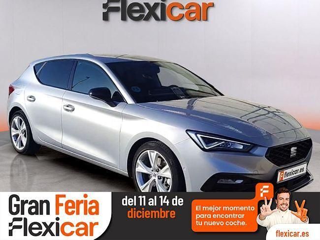 Gris Usado 2022 Seat Leon FR Berlina | 21.290 € (Un poco caro) - Imagen 1/4