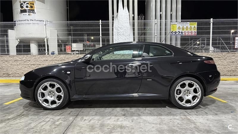 Usado Alfa Romeo GT 150 CV (110 kW) 2007 Negro Coupe