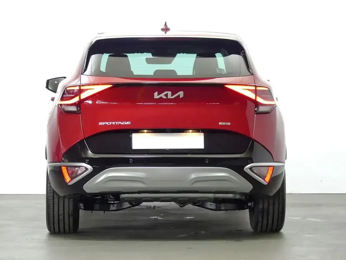 Usado Kia Sportage 265 CV (194 kW) 2023 Rojo SUV