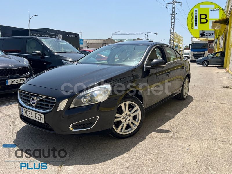 Marrón Usado 2010 Volvo S60 Summum Berlina | 8500 € - Imagen 1/4