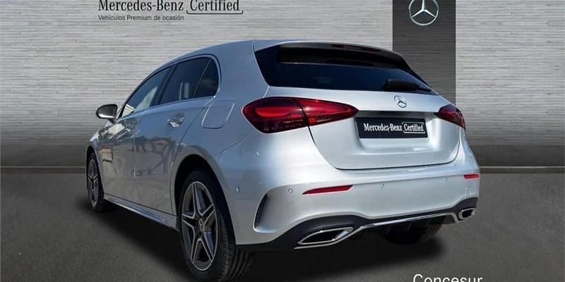 Plata Nuevo 2024 Mercedes A200 | 34.900 € (Precio justo) - Imagen 1/2