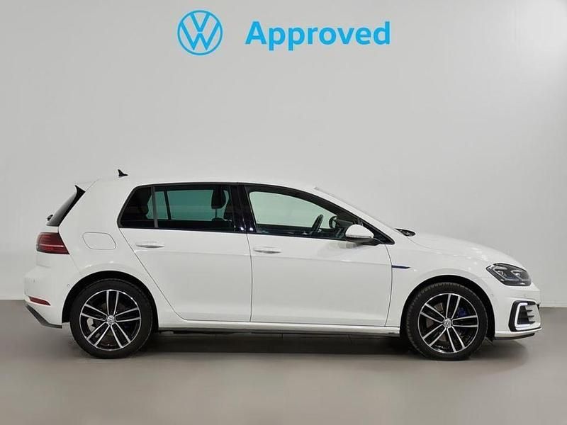 Usado VW Golf VII GTE 204 CV (150 kW) 2019 Blanco Berlina