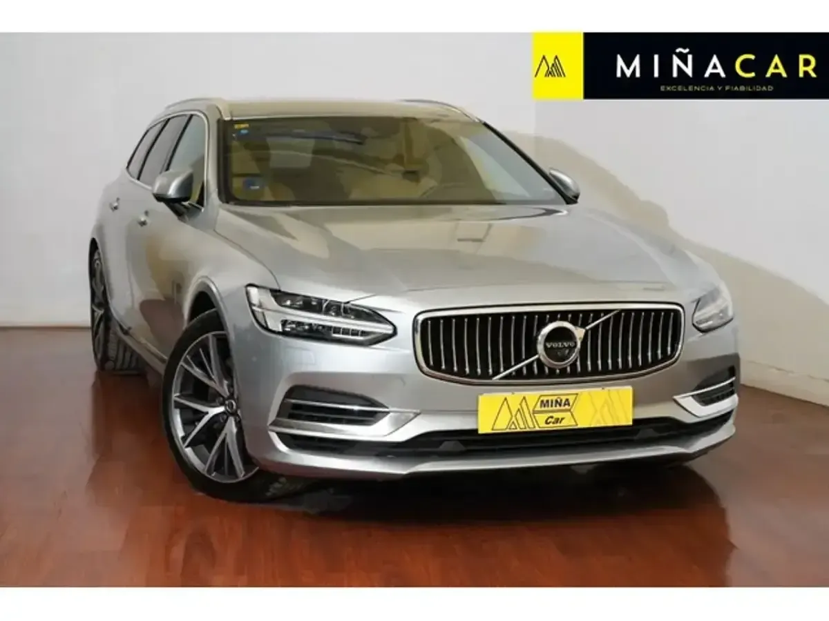 Usado Volvo V90 Inscription 407 CV (299 kW) 2017 Gris / plata Familiar