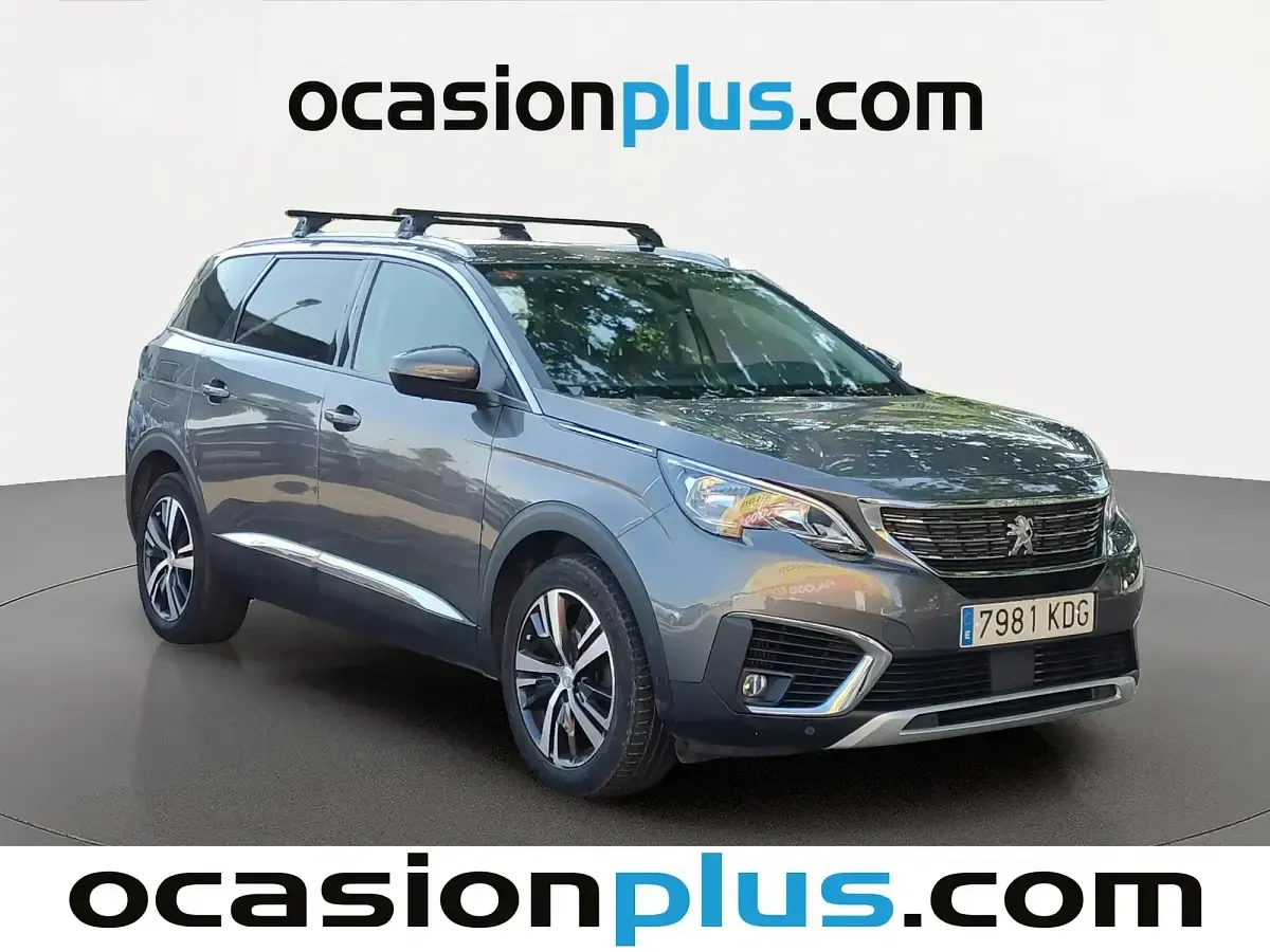 Usado Peugeot 5008 Allure 130 CV (95 kW) 2017 Gris SUV