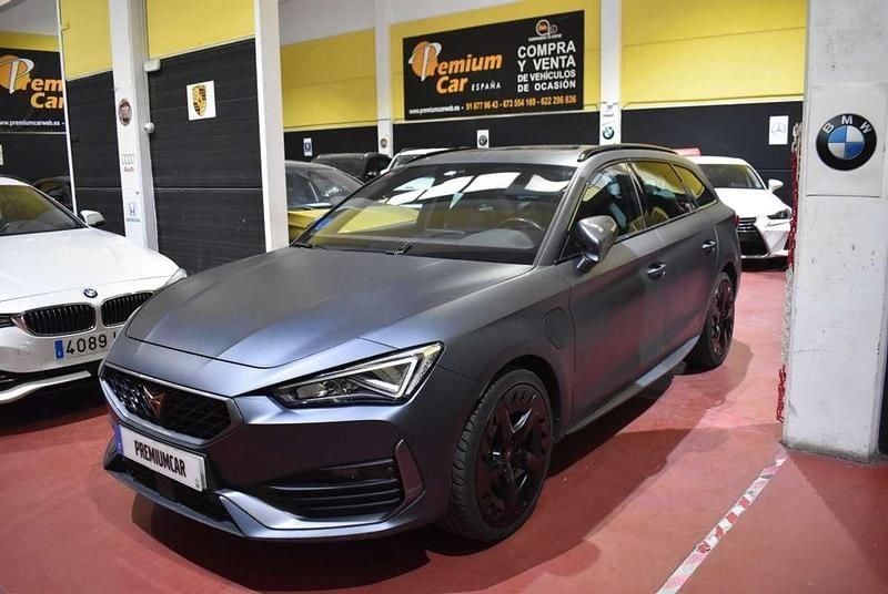 Gris Usado 2020 Cupra Leon VZ Familiar | 23.690 € (Un poco caro) - Imagen 1/4