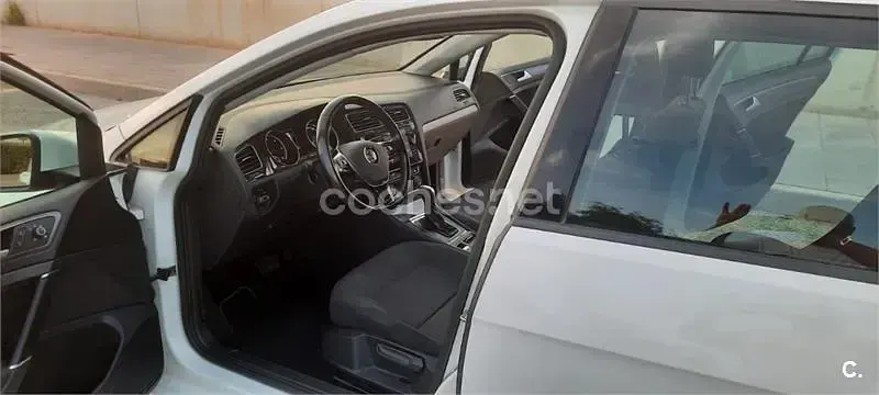 Usado VW Golf VII Advance 150 CV (110 kW) 2019 Blanco Familiar