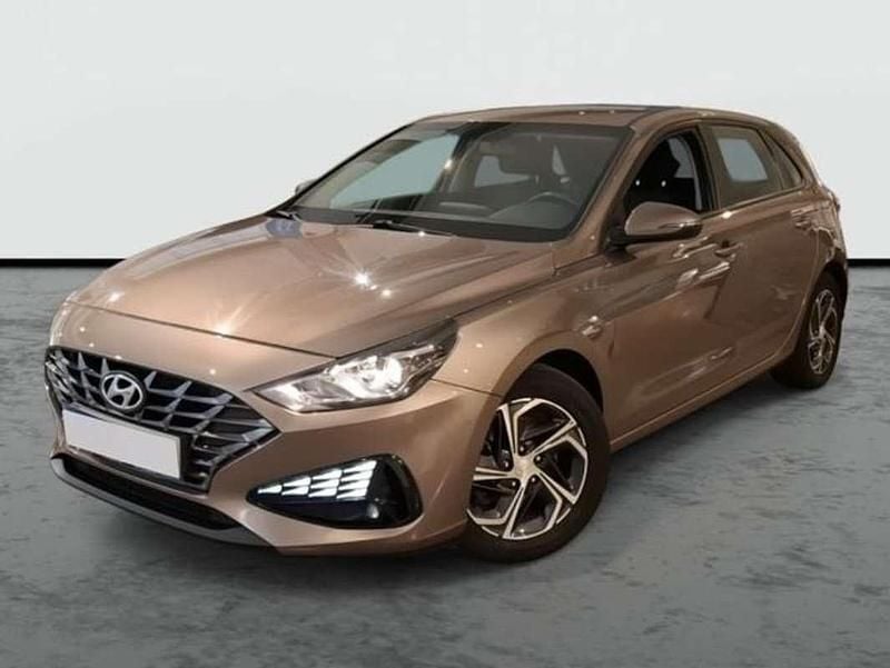 Marrón Usado 2022 Hyundai i30 Berlina | 15.190 € (Buen precio) - Imagen 1/4