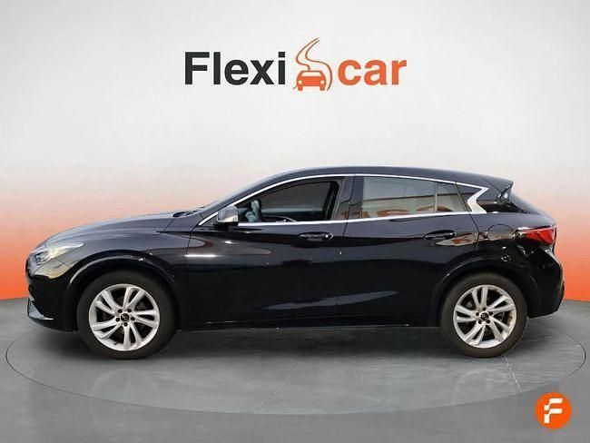 Usado Infiniti Q30 Premium 122 CV (89 kW) 2016 Negro Utilitario