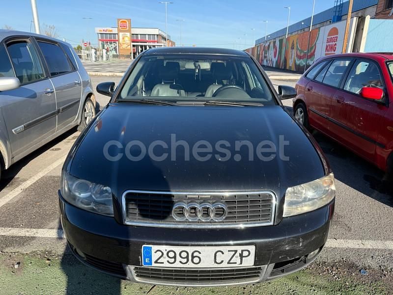 Negro Usado 2004 Audi A4 Sport Berlina | 3500 € (Buen precio) - Imagen 1/4