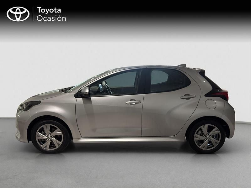 Usado Toyota Yaris Cross Active 116 CV (85 kW) 2025 Gris SUV
