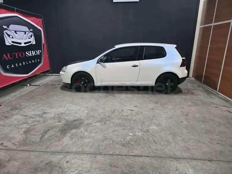 Usado VW Golf VI Highline 140 CV (102 kW) 2008 Blanco Utilitario