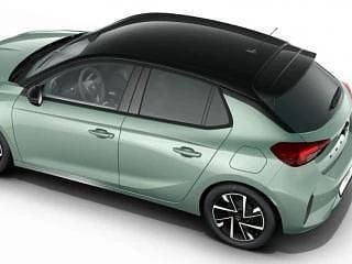 Nuevo Opel Corsa 110 CV (80 kW) 2025 Verde claro Berlina