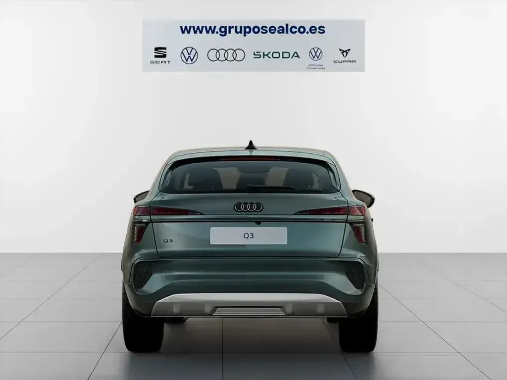 Nuevo Audi Q3 Sportback Premium 272 CV (200 kW) 2026 Verde SUV