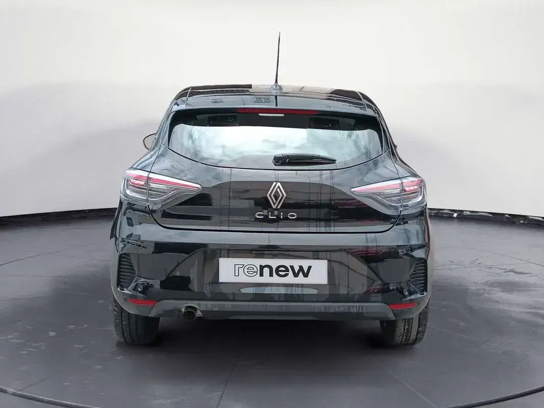 Usado Renault Clio Evolution 91 CV (66 kW) 2024 Negro Utilitario