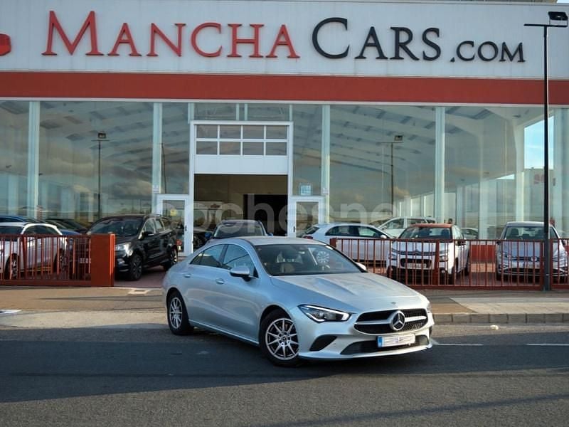 Gris Usado 2020 Mercedes CLA180 Berlina | 21.990 € (Buen precio) - Imagen 1/4