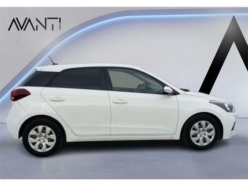 Usado Hyundai i20 Active 101 CV (74 kW) 2019 Blanco Berlina
